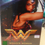 Wonder-Woman-Ultimate-Coll-01
