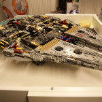 Millennium-Falcon-75192-20