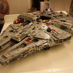 Millennium-Falcon-75192-26