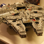 Millennium-Falcon-75192-32